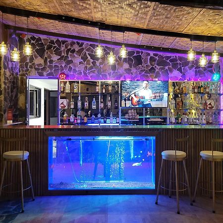 אנגלס Vincent Resort Hotel מראה חיצוני תמונה