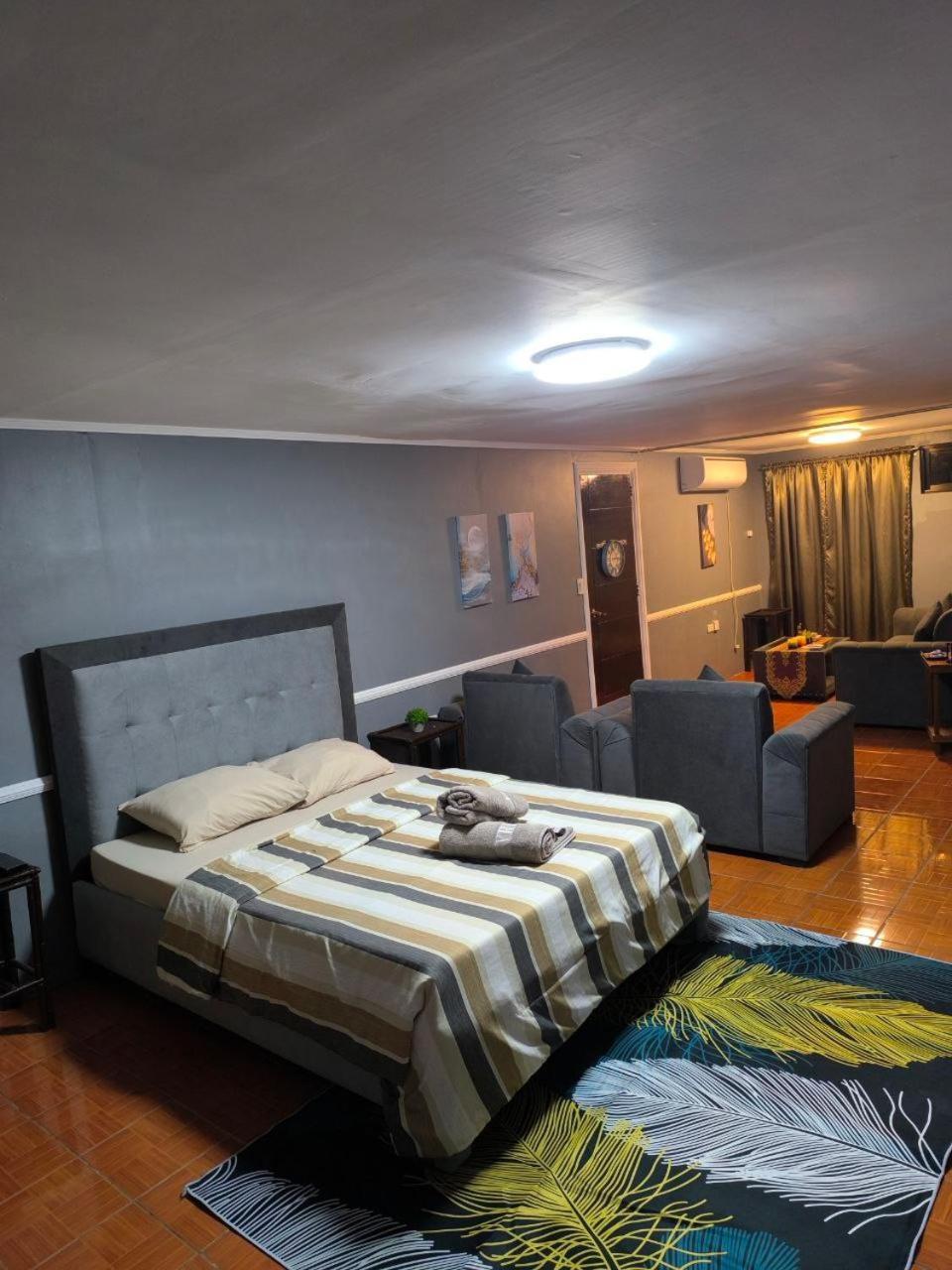 אנגלס Vincent Resort Hotel מראה חיצוני תמונה