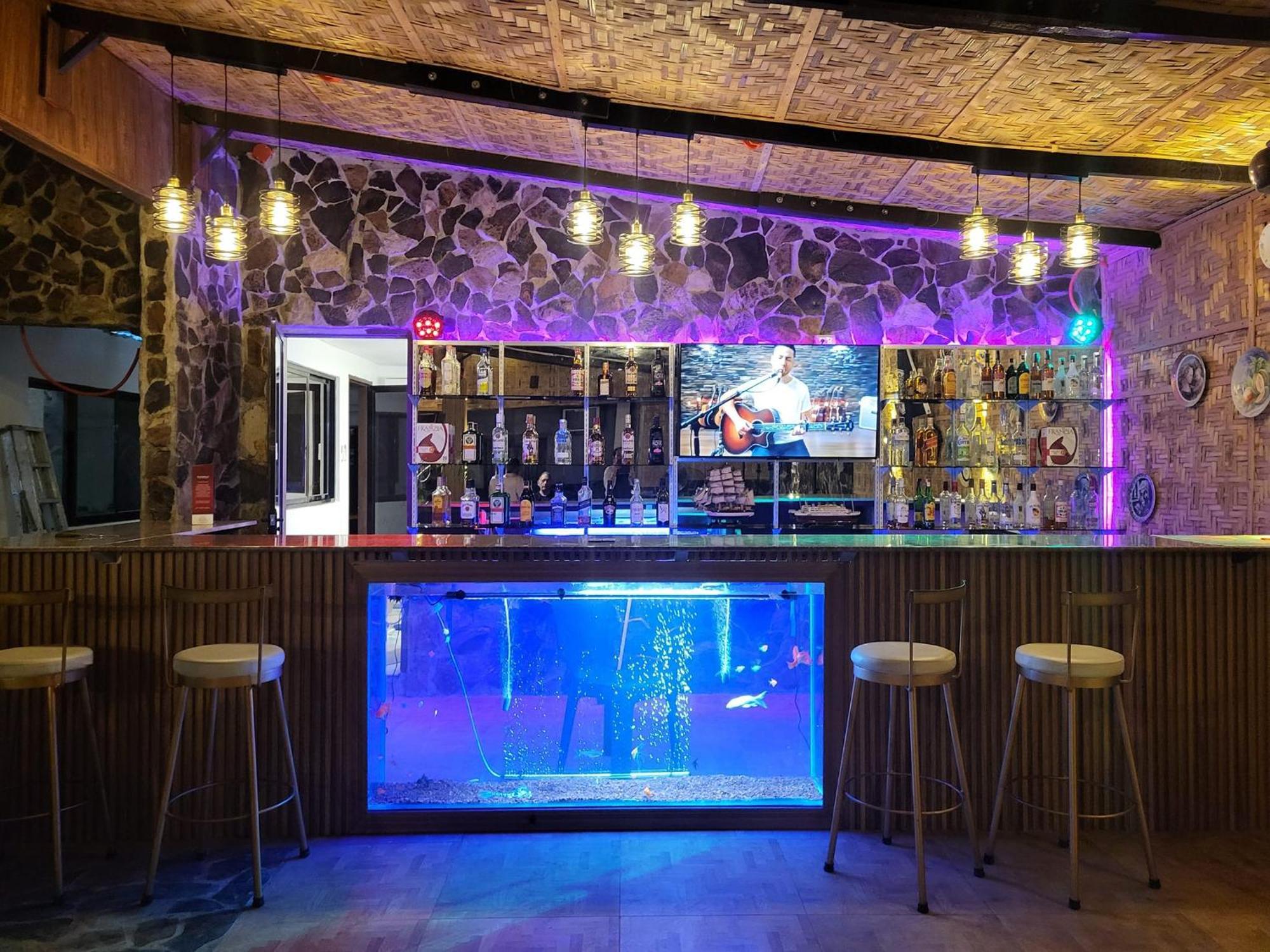אנגלס Vincent Resort Hotel מראה חיצוני תמונה